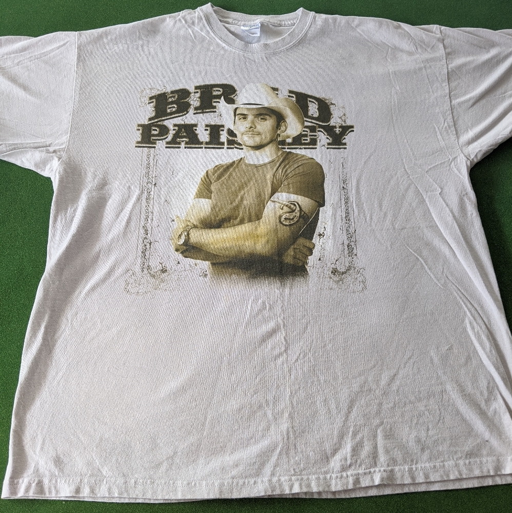 Brad Paisley Bonfires and Amplifiers Tour Tee XXL